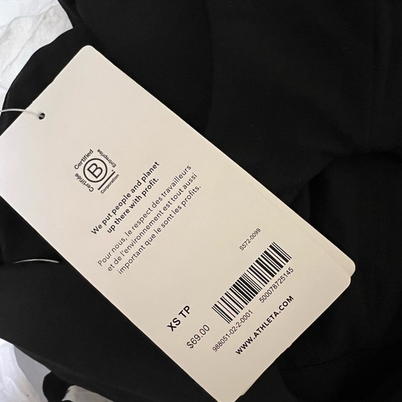 Athleta Conscious Cut Out Crop D-DD NWT - Picture 5 of 6